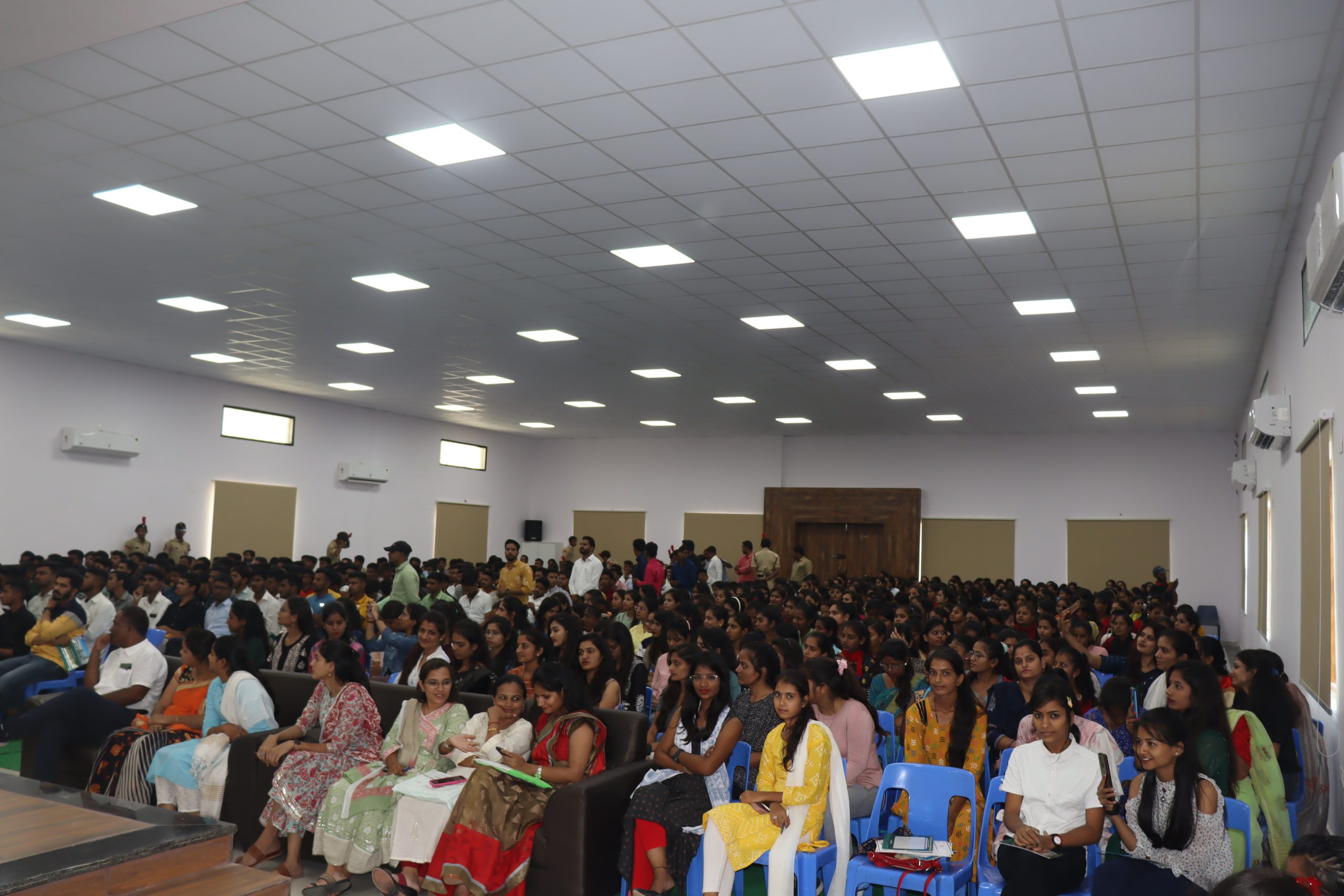 Auditorium & Seminar